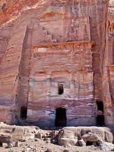 silk-tomb-petra-jordan-13868458